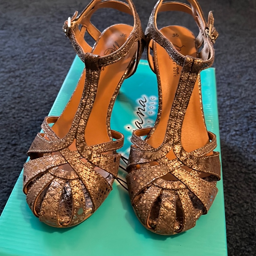 Mariana by Golic dance shoes